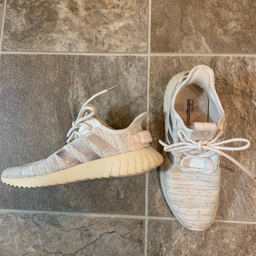 Adidas tennis shoes